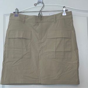 Columbia Nylon Stretch Skirt Khaki Size 8